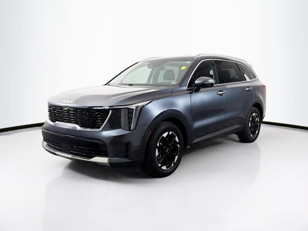 Used 2024 Kia Sorento S SUV