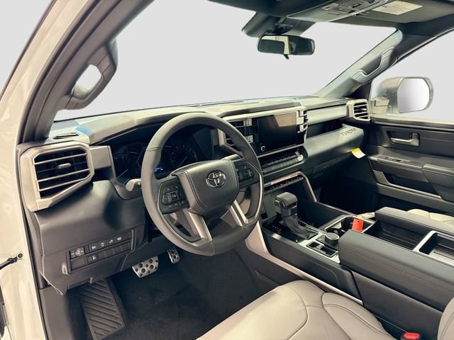 2026 Toyota Tundra SR5 - Photo 8