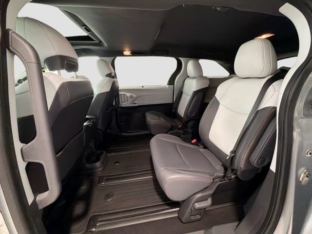 2023 Toyota Sienna 21