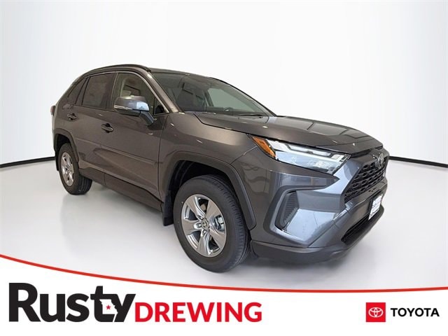 2025 Toyota RAV4 XLE's photo