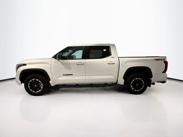 2026 Toyota Tundra SR5 - Photo 4