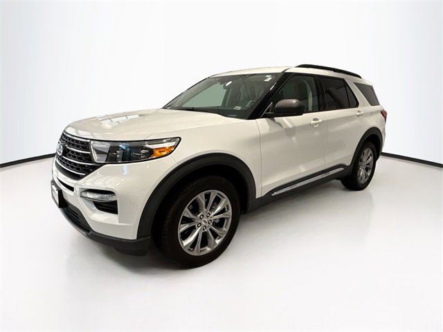 2020 Ford Explorer XLT photo 3