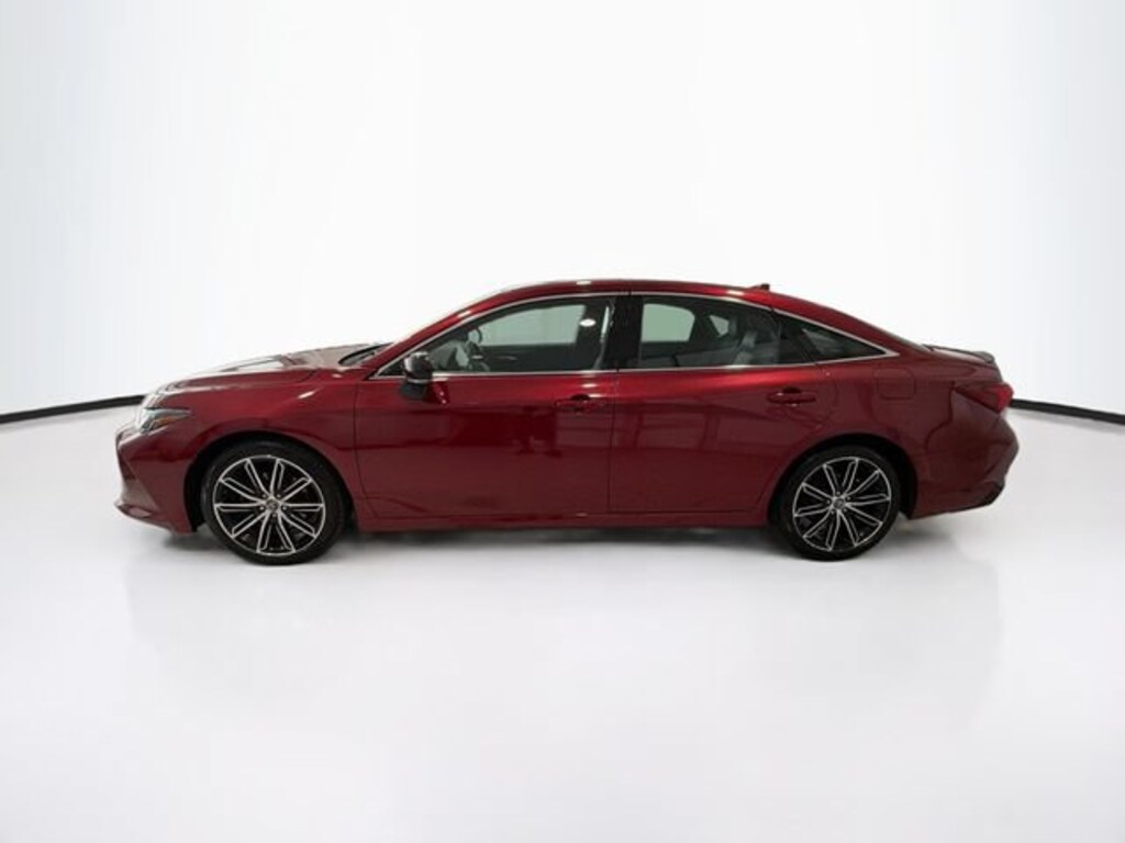 Certified 2019 Toyota Avalon XSE Sedan