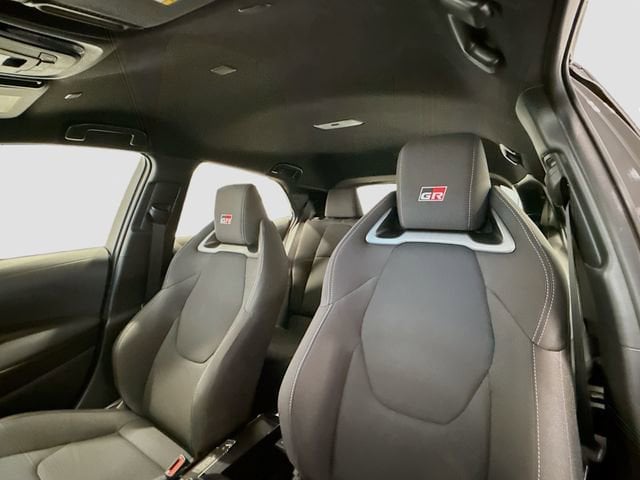 2025 Toyota GR Corolla Core - Photo 19
