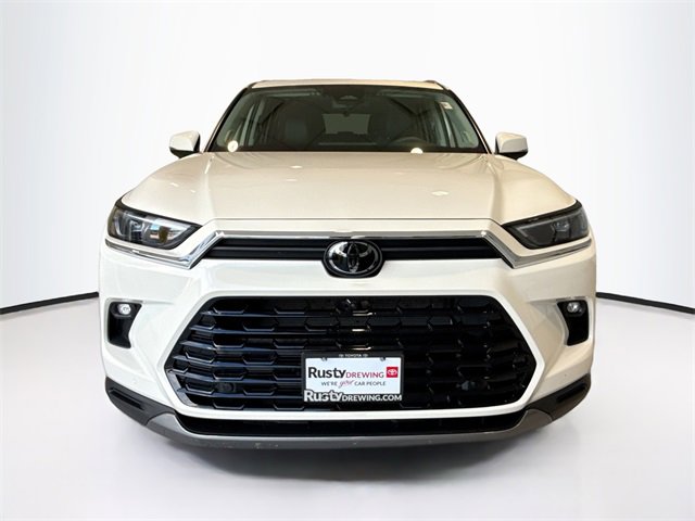2024 Toyota Grand Highlander Platinum photo 2