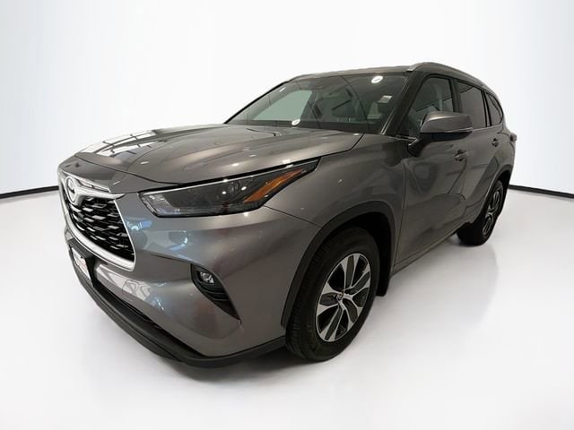 2026 Toyota Highlander 3