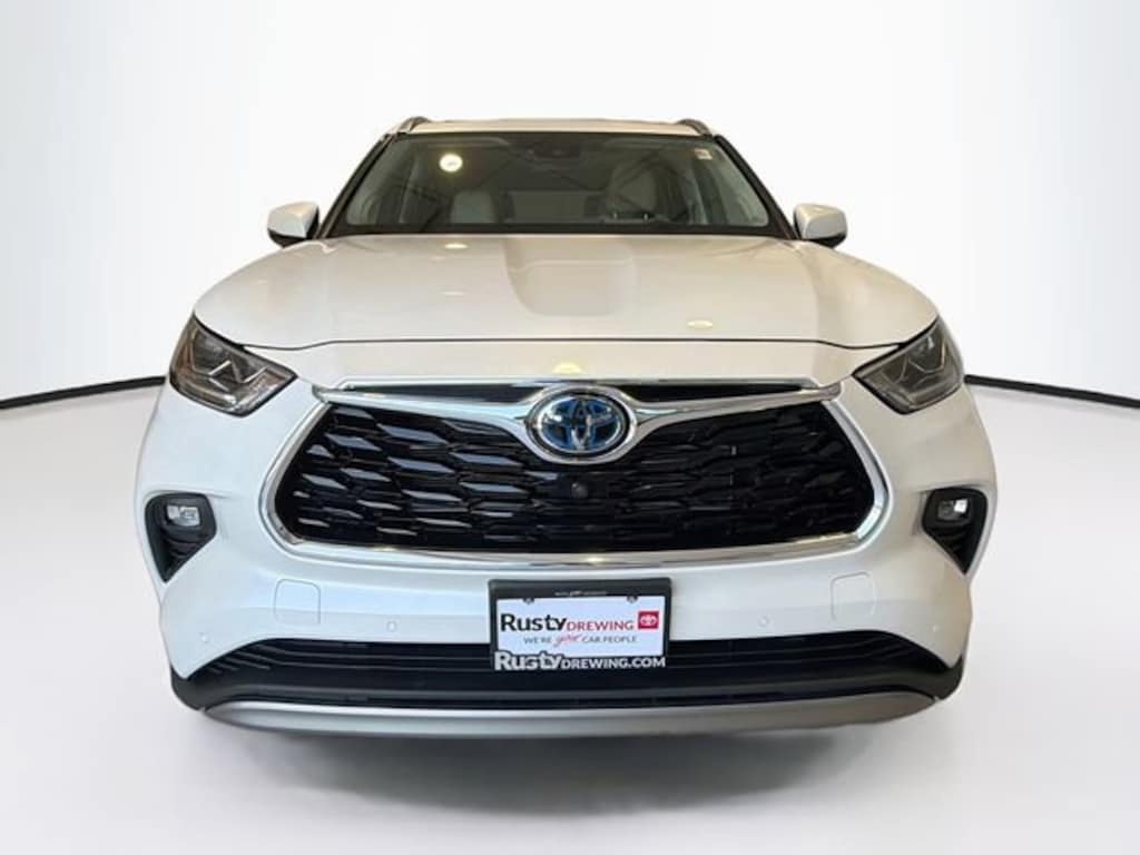 Used 2022 Toyota Highlander Hybrid Platinum SUV