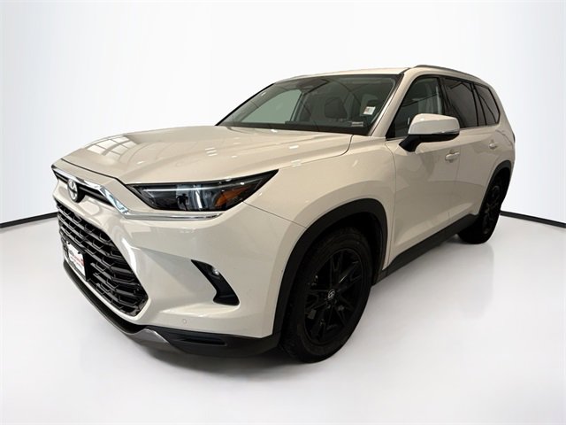 2024 Toyota Grand Highlander Limited photo 3