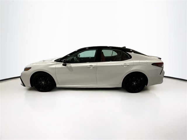 2023 Toyota Camry Hybrid XSE photo 4