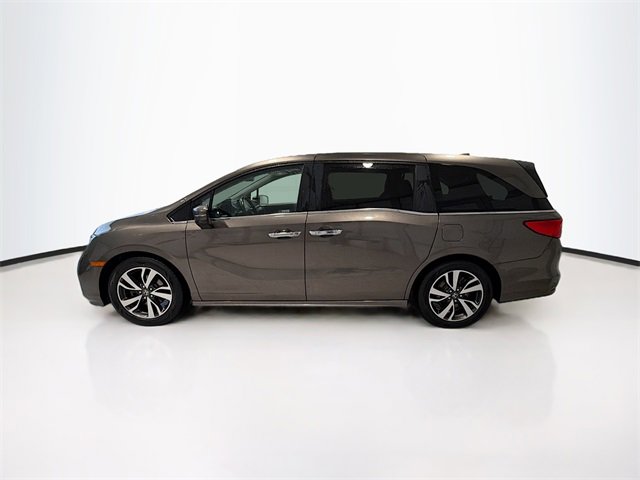 2022 Honda Odyssey Touring photo 4