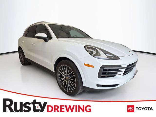 2022 Porsche Cayenne S's photo