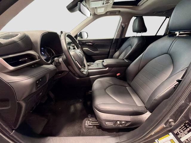 2025 Toyota Highlander 19
