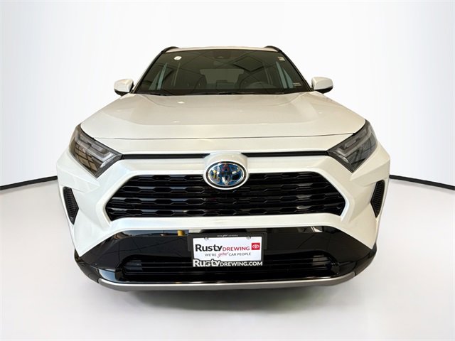 2024 Toyota RAV4 Hybrid SE photo 2
