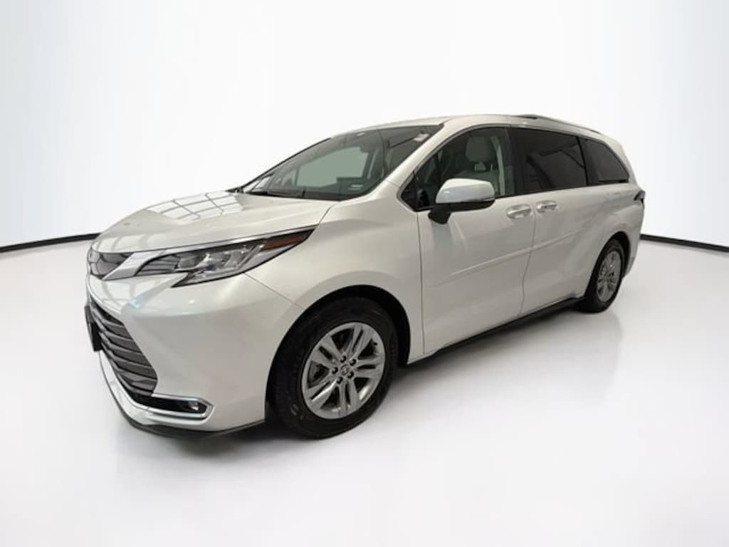 Used 2025 Toyota Sienna Limited 7 Passenger Van Passenger Van