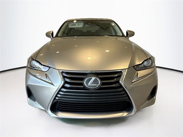 2017 Lexus IS 300 photo 2