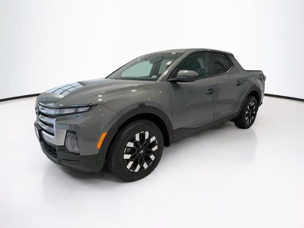 Used 2025 Hyundai Santa Cruz SE Truck Crew Cab