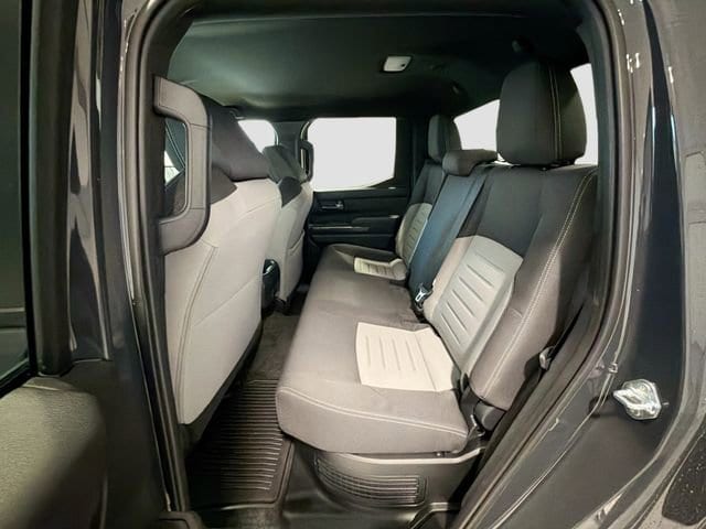 2025 Toyota Tacoma TRD Off Road - Photo 21