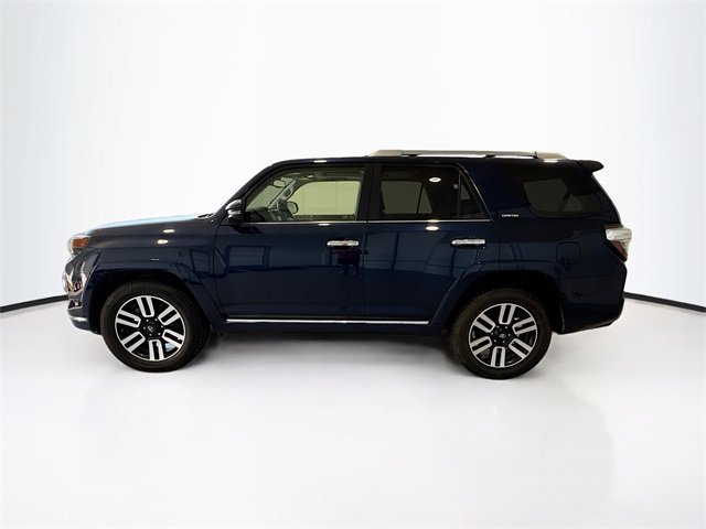 2020 Toyota 4Runner SR5 photo 4