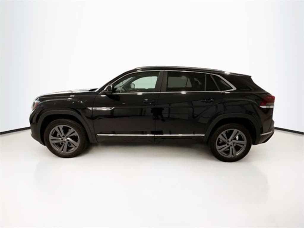 Used 2024 Volkswagen Atlas Cross Sport 2.0T SEL R-Line SUV