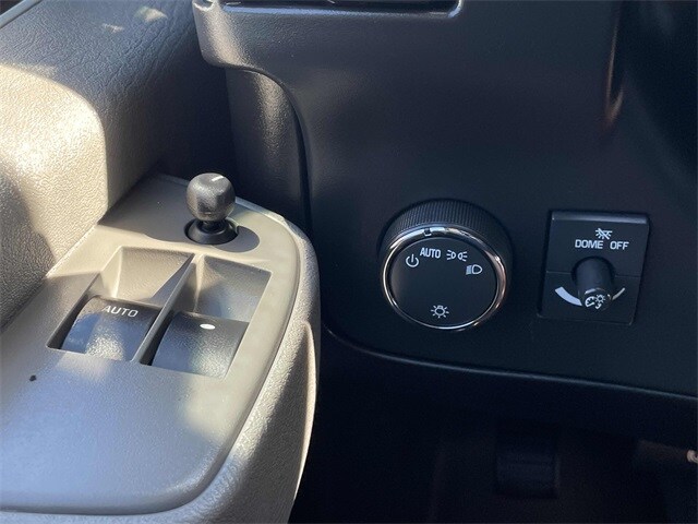 2023 Chevrolet Express Cargo Work Van - Photo 13