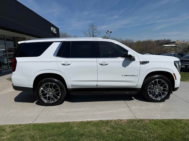 2026 GMC Yukon Denali - Photo 4
