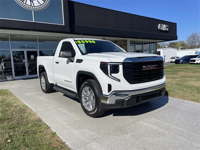 2024 GMC Sierra 1500 Pro's photo
