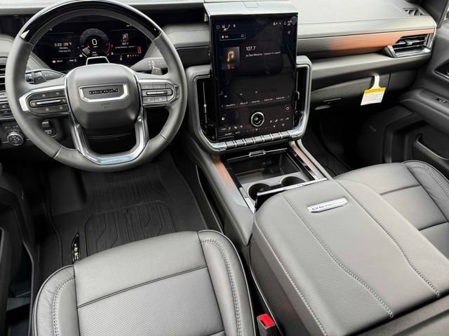 2026 GMC Yukon Denali - Photo 12