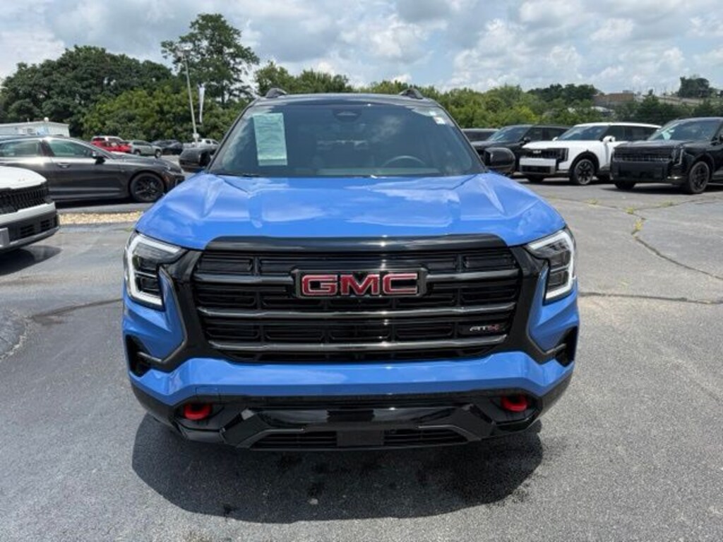Used 2026 GMC Terrain AT4 SUV