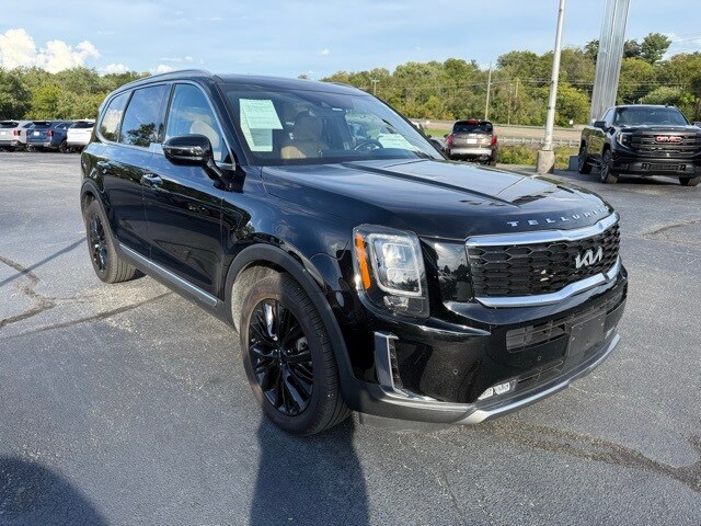 2022 Kia Telluride SX photo 3