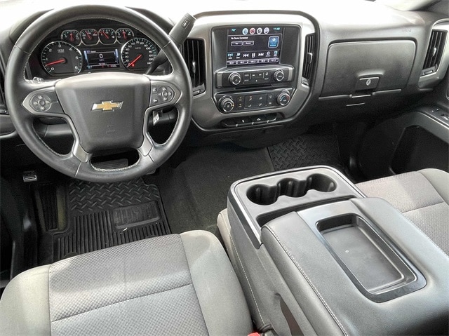 Used 2017 Chevrolet Silverado 1500 LT with VIN 3GCUKREC0HG230048 for sale in Morristown, TN