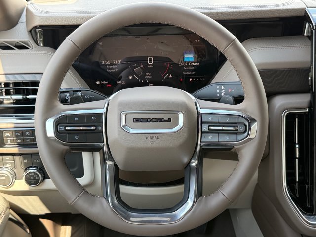2026 GMC Yukon Denali - Photo 18