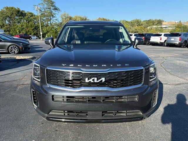 2022 Kia Telluride S photo 2