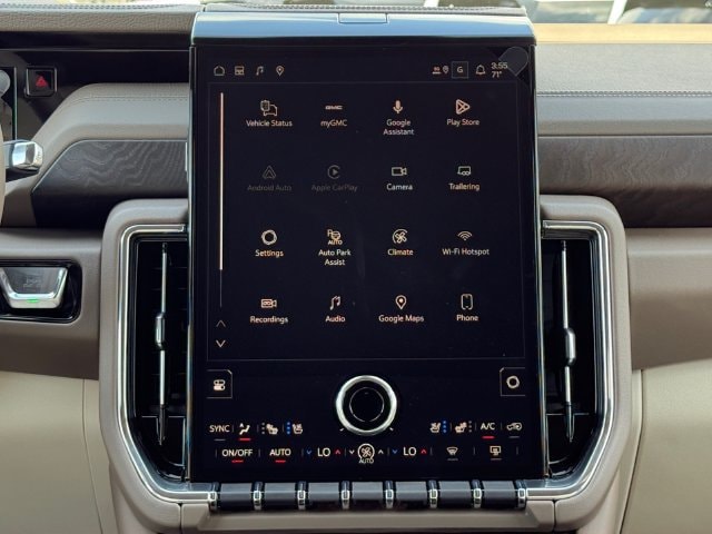 2026 GMC Yukon Denali - Photo 16