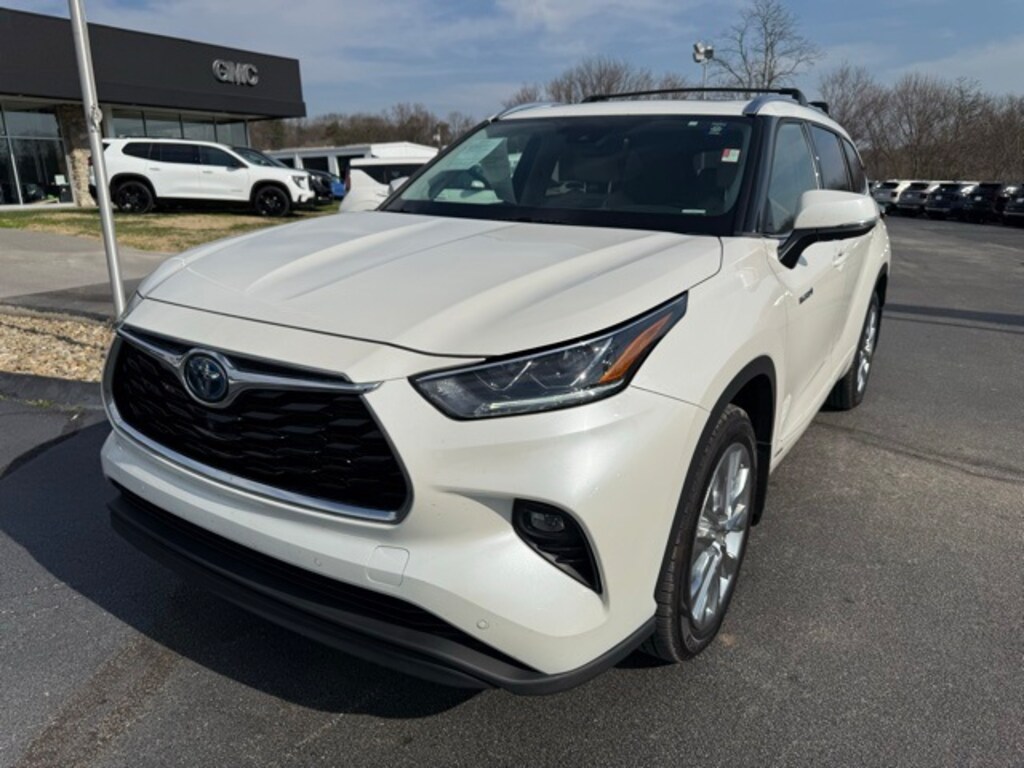 Used 2021 Toyota Highlander Hybrid Limited SUV