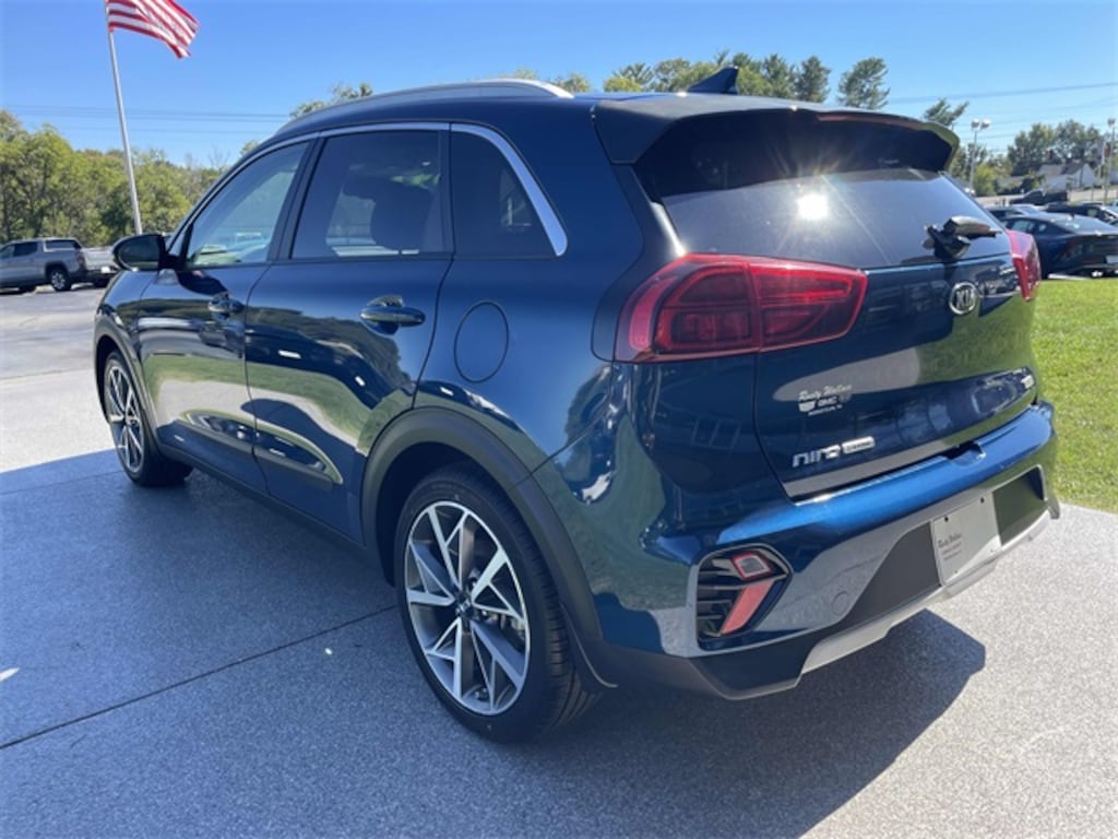 Used 2021 Kia Niro Touring SUV