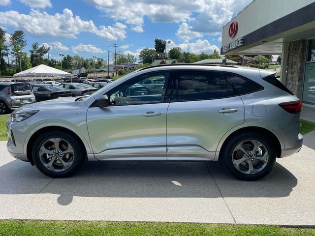 2024 Ford Escape ST-Line - Photo 10