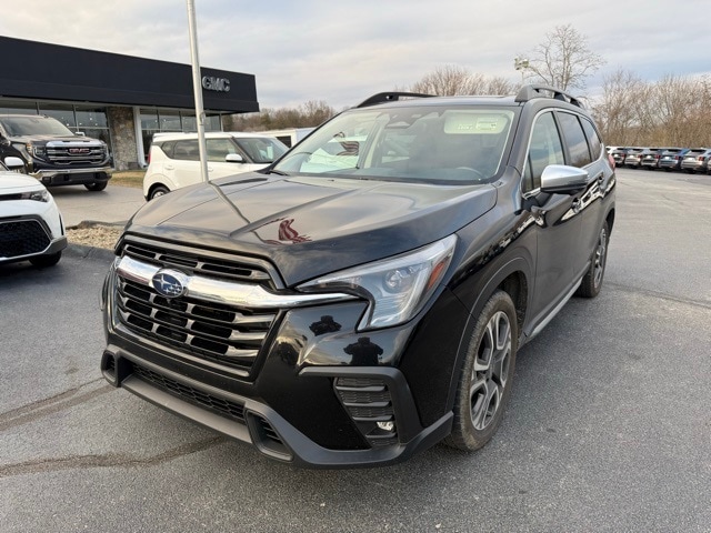 2023 Subaru Ascent Limited's photo