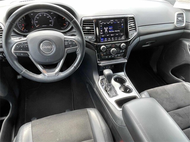 2020 Jeep Grand Cherokee Altitude photo 2