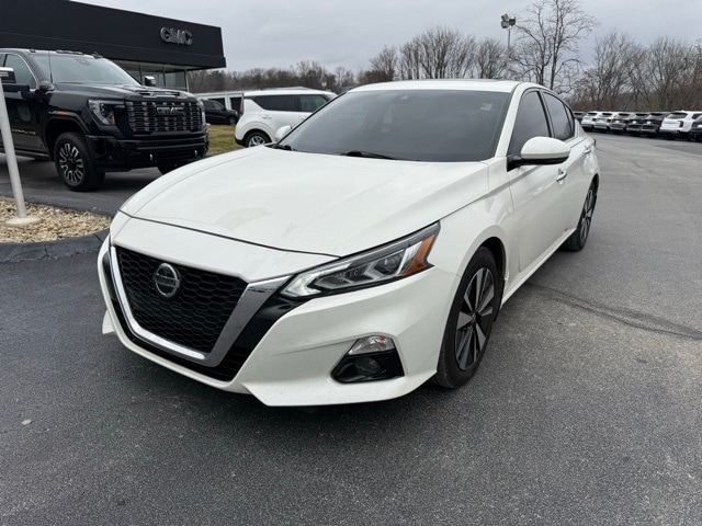 2020 Nissan Altima SV's photo