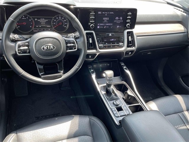 Used 2021 Kia Sorento EX with VIN 5XYRHDLF5MG063313 for sale in Morristown, TN