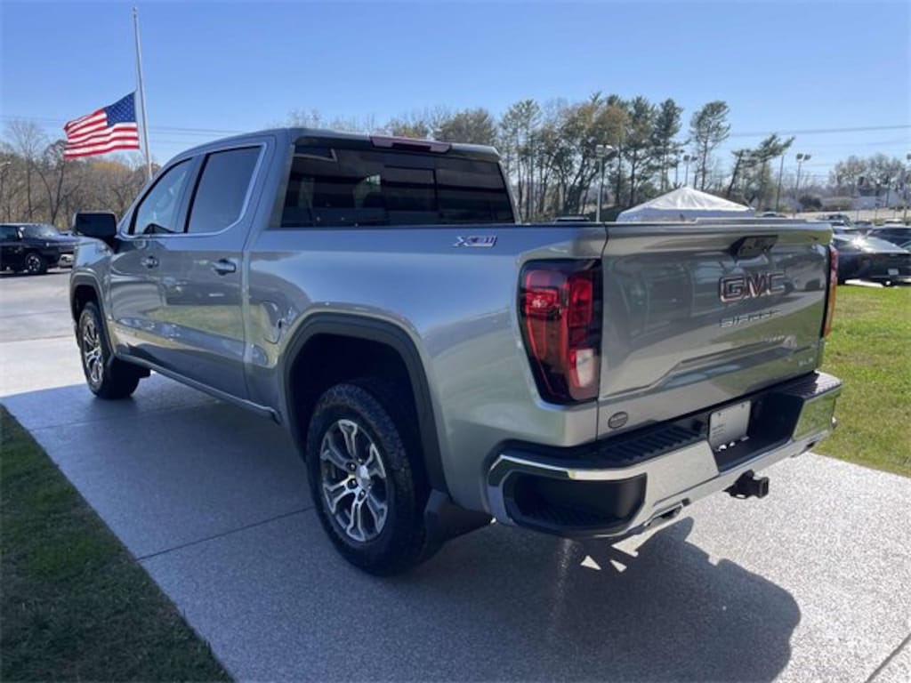 New 2026 GMC Sierra 1500 SLE Truck