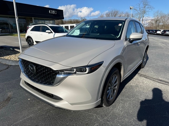 2024 Mazda CX-5 S Select Package's photo