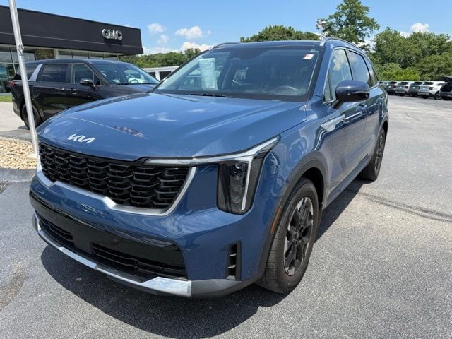 2024 Kia Sorento S AT's photo