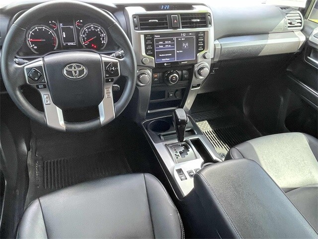 2022 Toyota 4Runner TRD Sport photo 2