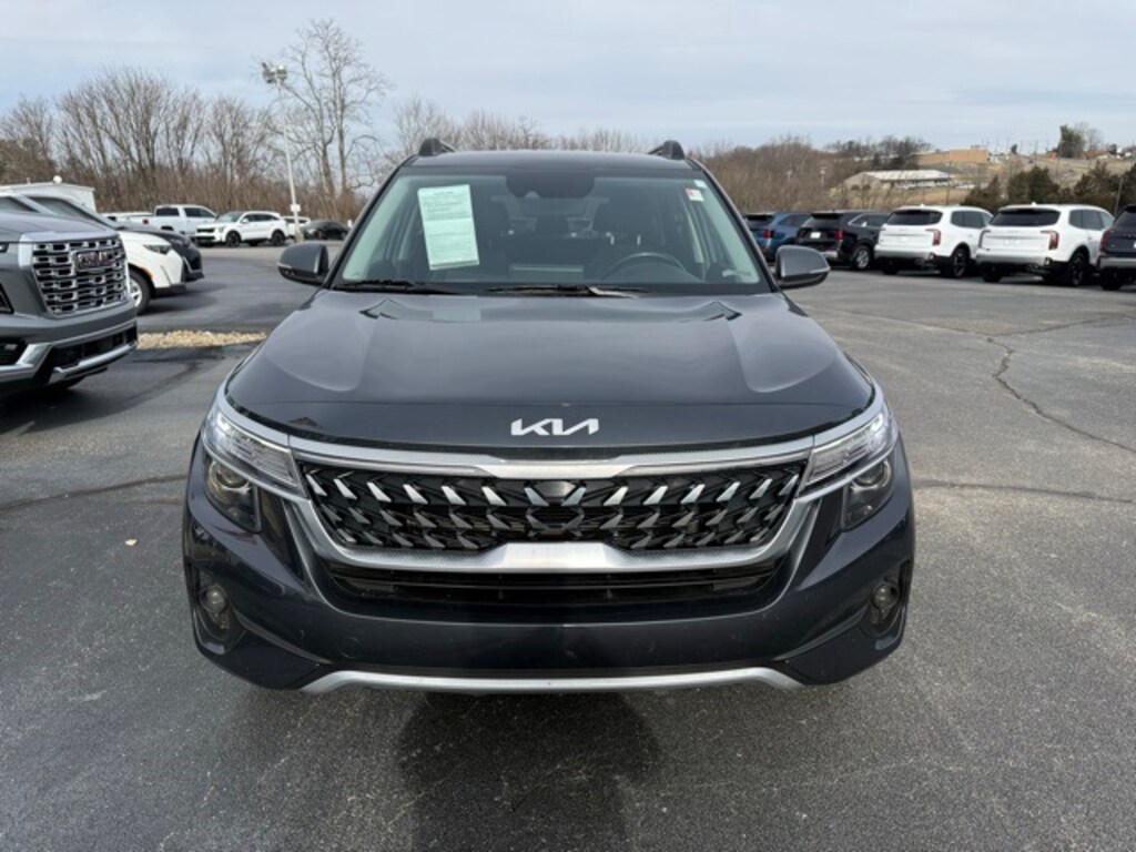 Used 2023 Kia Seltos Nightfall SUV