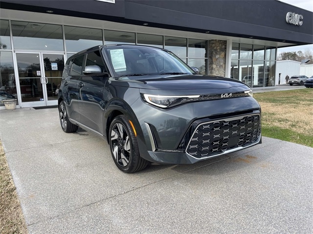 2025 Kia Soul GT-Line's photo