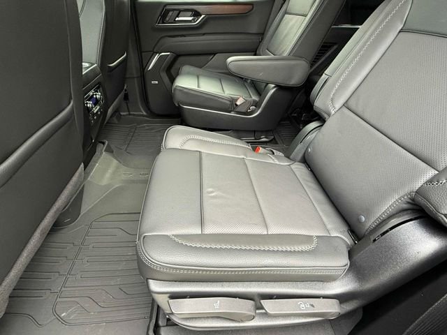 2026 GMC Yukon Denali - Photo 11