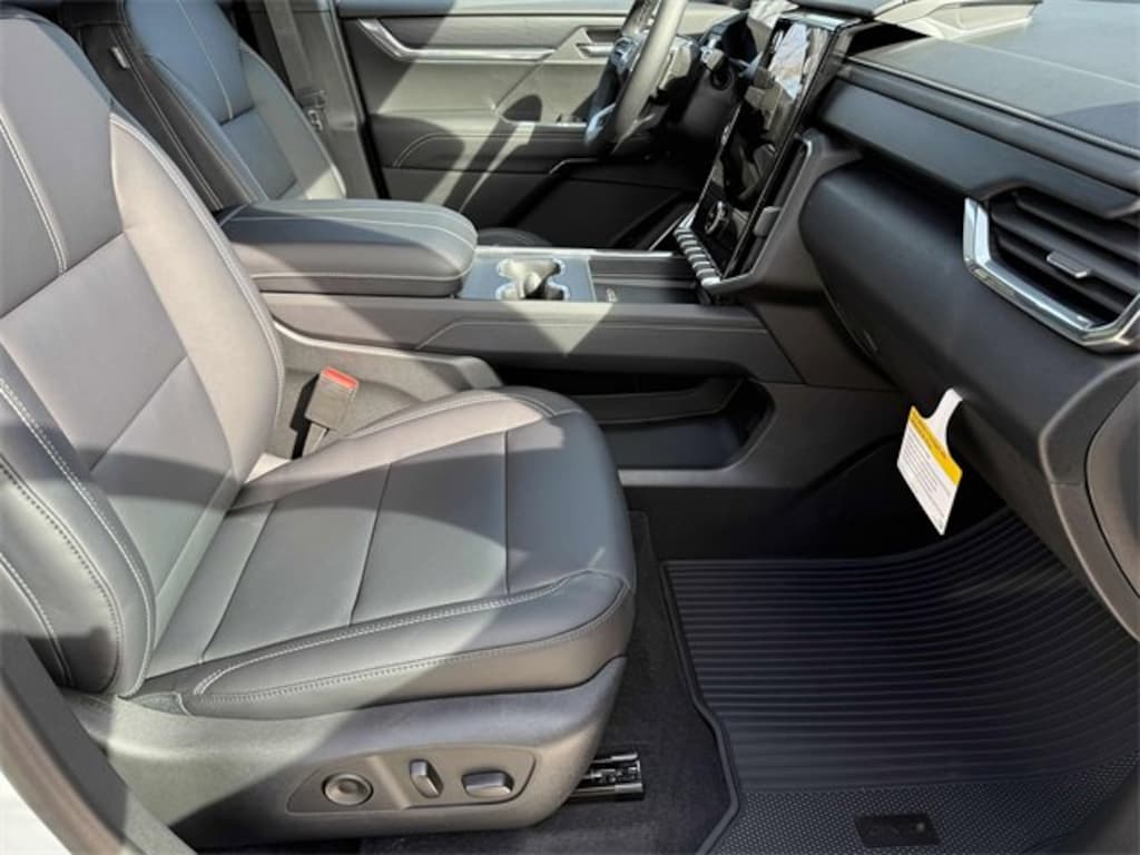 New 2026 GMC Acadia Elevation SUV