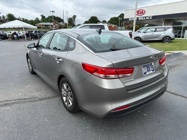 2016 Kia Optima LX Turbo photo 2
