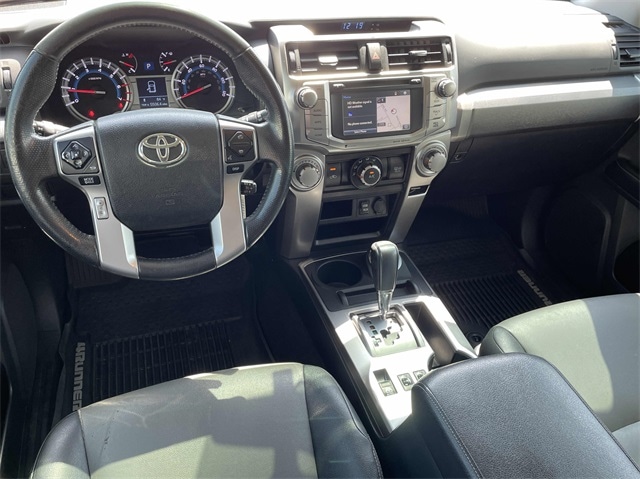 Used 2018 Toyota 4Runner SR5 Premium with VIN JTEBU5JR1J5511157 for sale in Morristown, TN